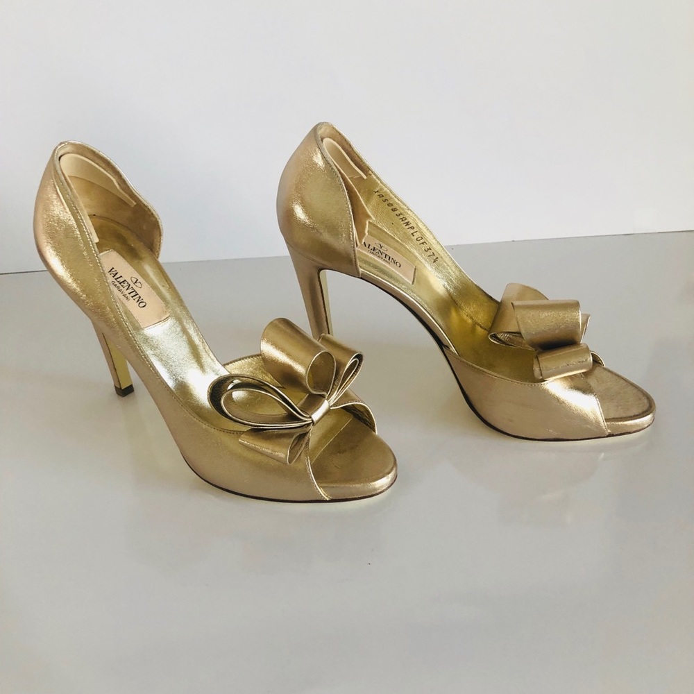 Gold Bow Valentino’s